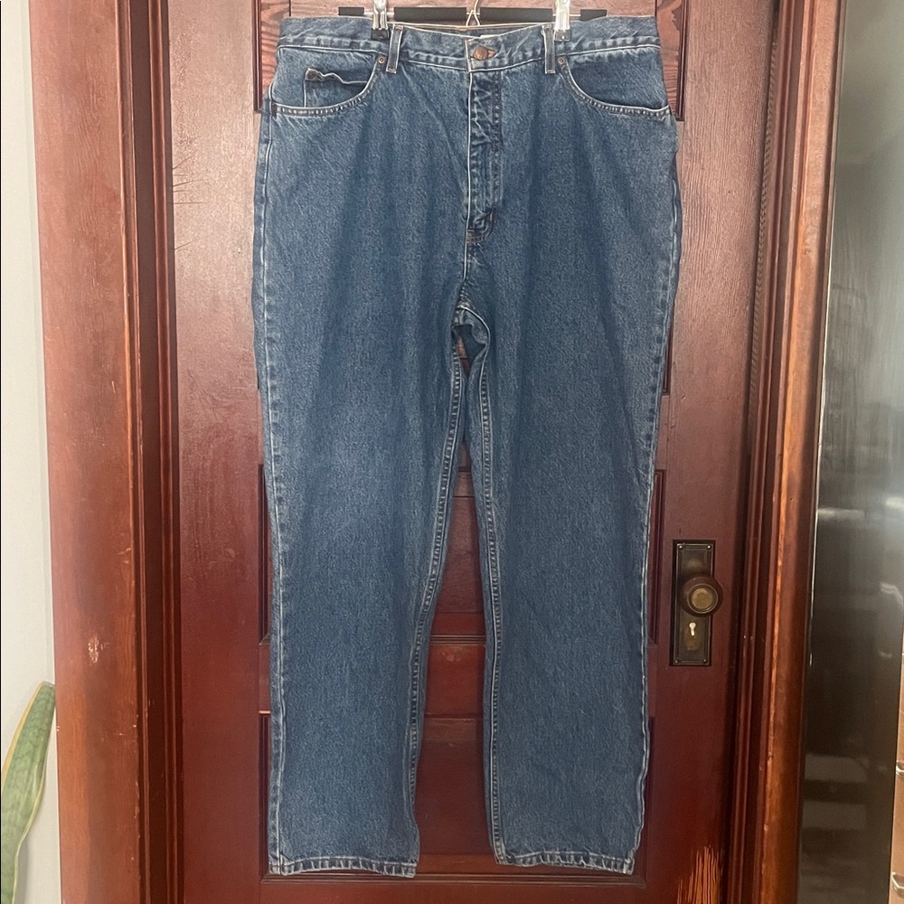 💙Marks Men’s Jeans 42 X 32 regular Relaxed fit.
